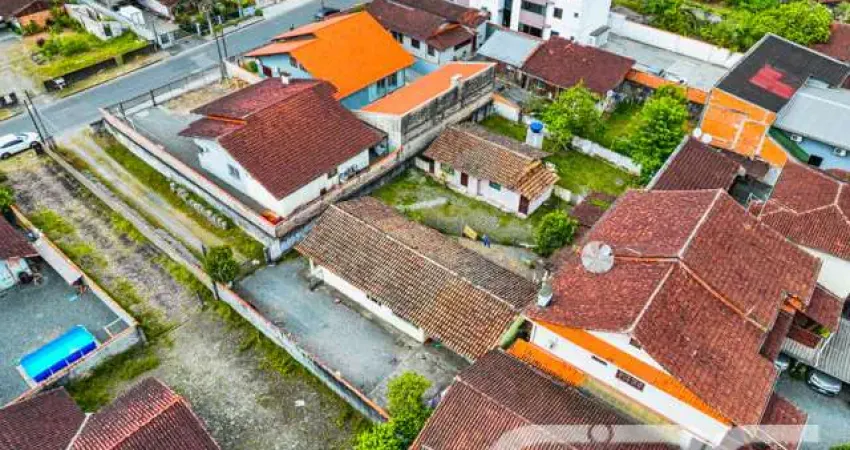 Terreno à venda na Rua Almirante Jaceguay, 386, Costa e Silva, Joinville
