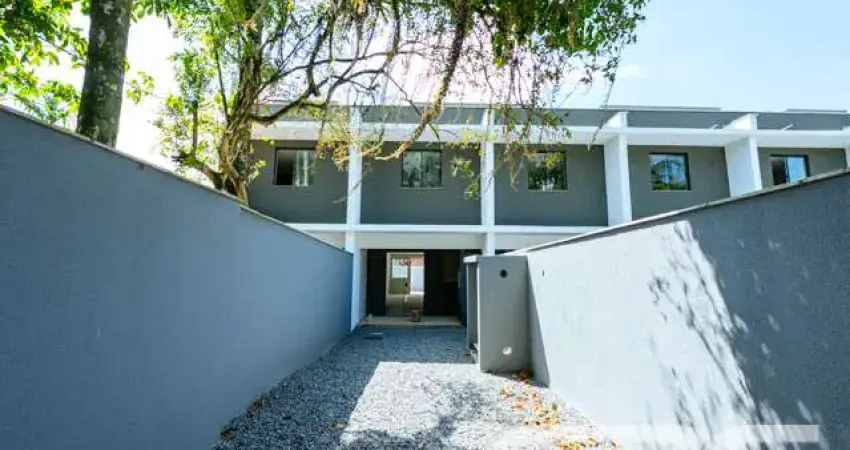 Casa com 3 quartos à venda na Voluntários da Patria, 85, Itaum, Joinville