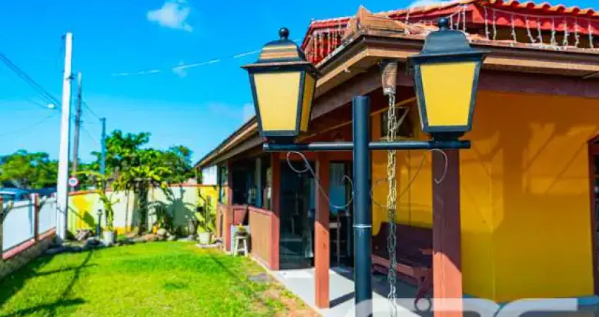Casa com 4 quartos à venda na Amândio Cabral, 150, Centro, Balneário Barra do Sul