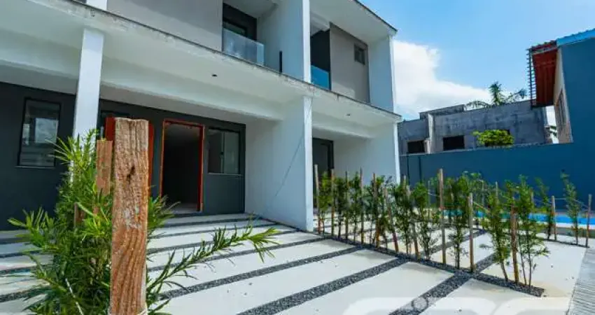 Casa com 3 quartos à venda na Rua Voluntários da Pátria, 85, Itaum, Joinville