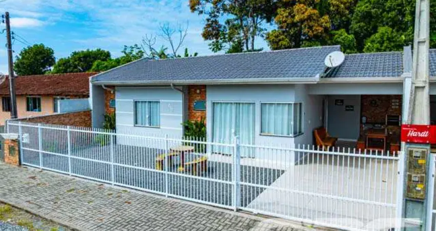 Casa com 3 quartos à venda na Perequê, Pinheiros, Balneário Barra do Sul