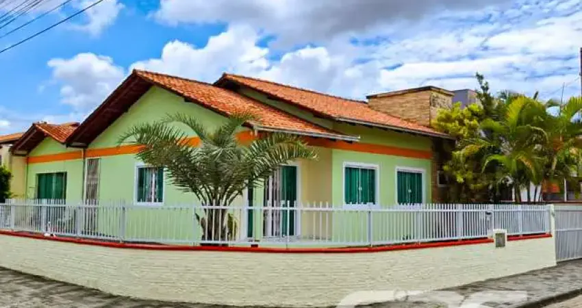 Casa | Joinville | Jardim Iririú