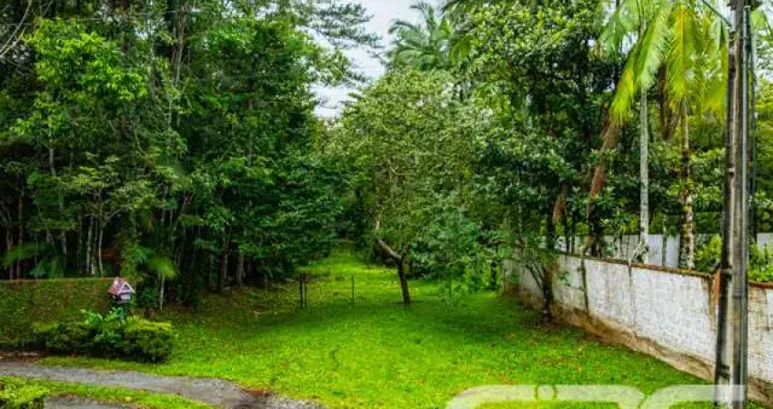 Terreno à venda na Rua Lorival Oliveira Borges, 400, Porto Grande, Araquari