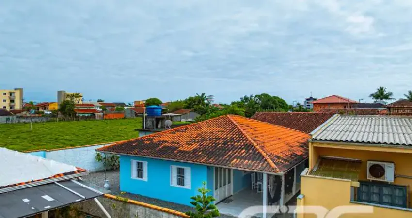 Casa com 3 quartos à venda na Amândio Cabral, 830, Centro, Balneário Barra do Sul