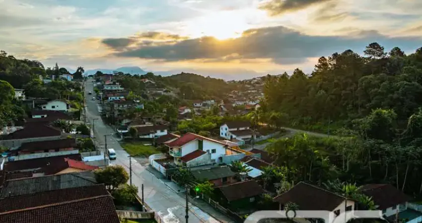 Casa com 2 quartos à venda na Rua Minas Gerais, 581, Nova Brasília, Joinville