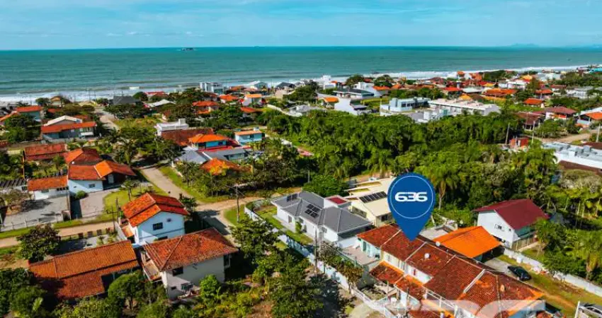 Casa com 3 quartos à venda na Nereu Ramos, 279, Salinas, Balneário Barra do Sul