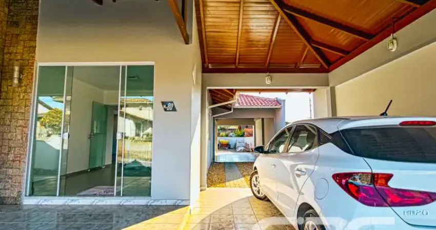 Casa com 4 quartos à venda na Rua Boehmerwald, 80, Boehmerwald, Joinville