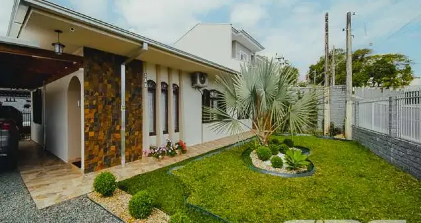 Casa com 3 quartos à venda na Pastor Guilherme Raú, 380, Saguaçu, Joinville