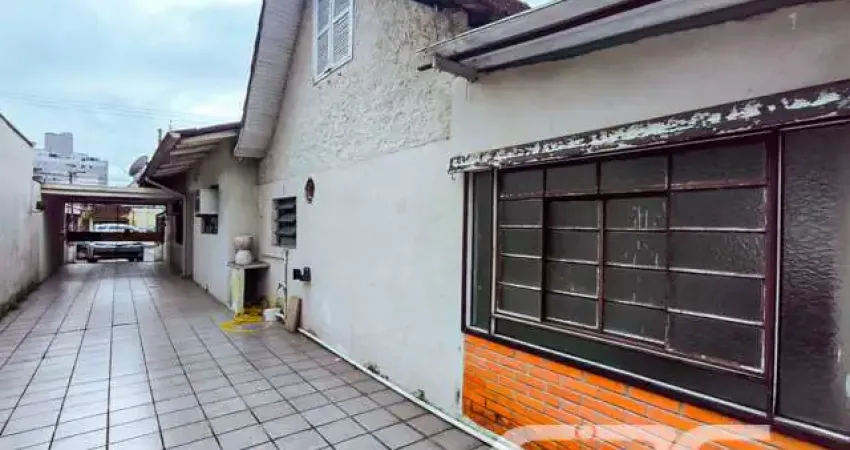 Casa comercial à venda na Rua Coronel Procópio Gomes, 1082, Bucarein, Joinville