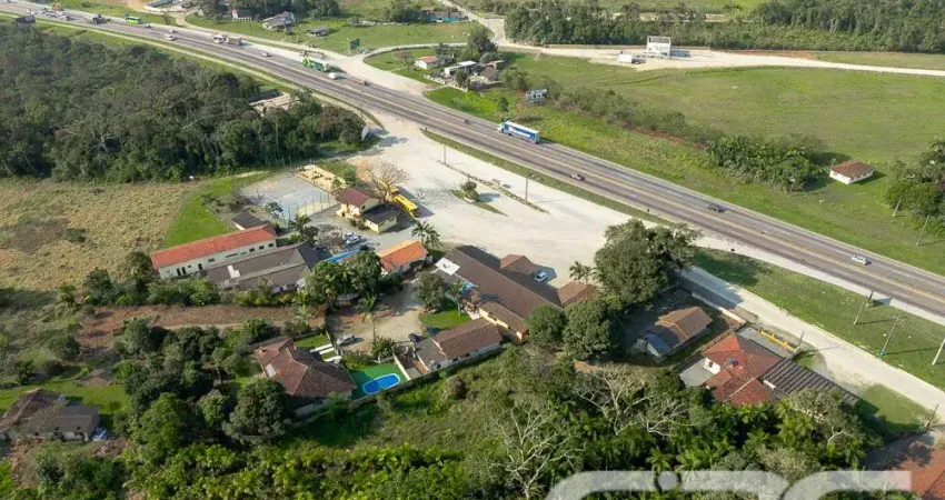 Casa comercial à venda na Rua BR 101, Itapocu, Araquari