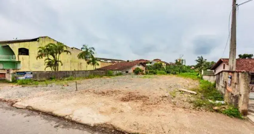 Terreno à venda na Rua Papa João XXIII, 523, Iririú, Joinville