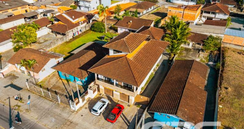 Casa | Joinville | Itaum