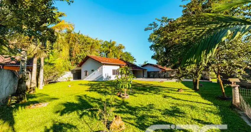Casa com 2 quartos à venda na Rua Boehmerwald, 826, Parque Guarani, Joinville