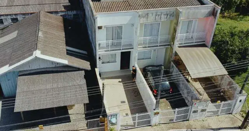 Casa com 2 quartos à venda na Benício Felipe da Silva, 41, Adhemar Garcia, Joinville