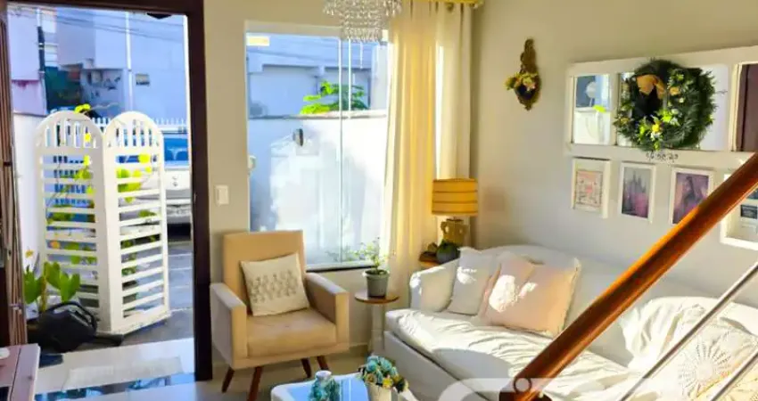 Casa com 2 quartos à venda na Rua Tuiuti, 50, Aventureiro, Joinville