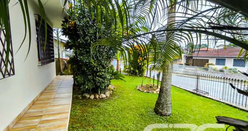 Casa com 5 quartos à venda na Voluntários da Patria, 2210, Itaum, Joinville