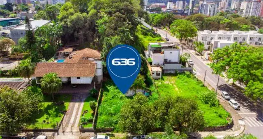 Terreno à venda na Rua Quinze de Novembro, 945, América, Joinville