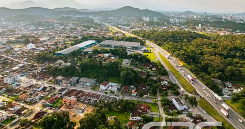 Casa com 3 quartos à venda na Rua Minas Gerais, 160, Nova Brasília, Joinville