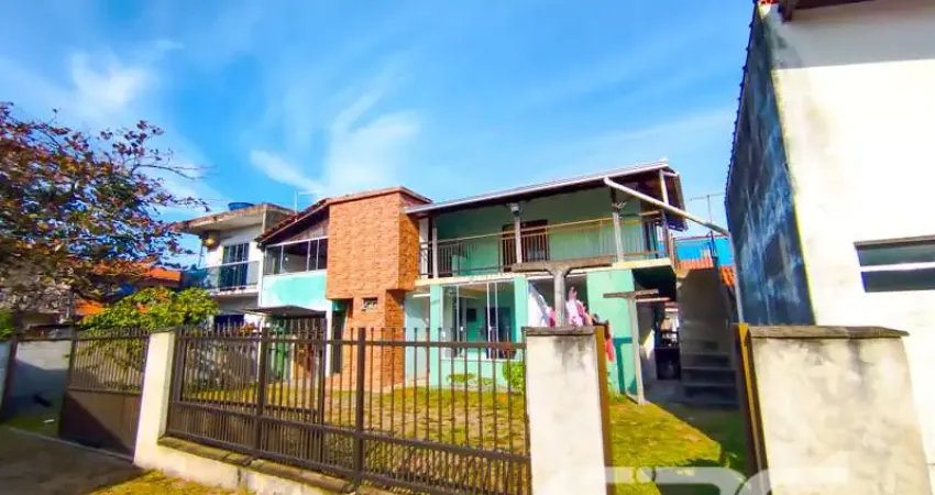 Casa com 5 quartos à venda na Amândio Cabral, 1160, Centro, Balneário Barra do Sul