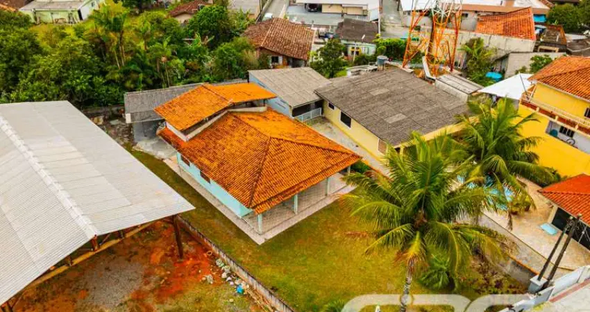 Casa com 3 quartos à venda na Amândio Cabral, 393, Centro, Balneário Barra do Sul