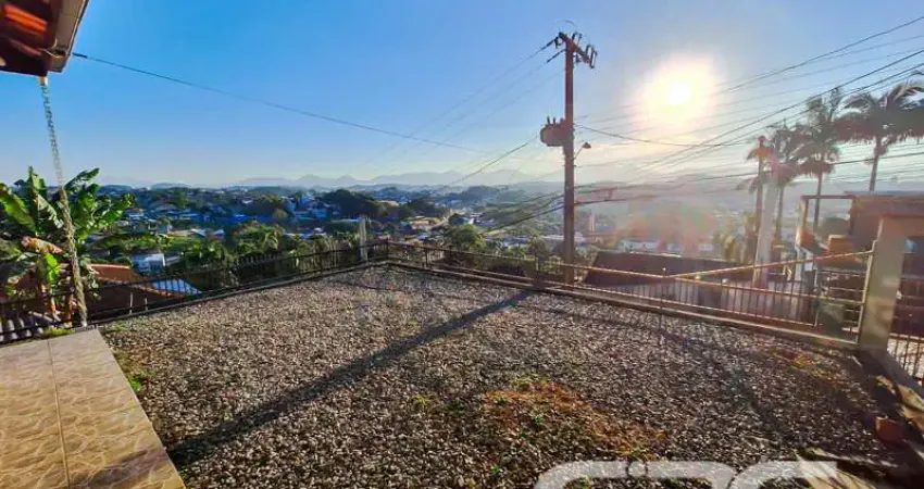 Casa com 4 quartos à venda na Voluntários da Patria, 226, Itaum, Joinville