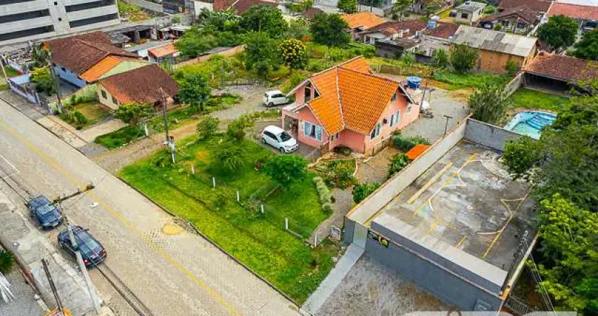 Casa com 3 quartos à venda na Rua Boehmerwald, 485, Boehmerwald, Joinville