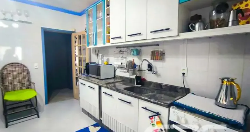 Casa com 3 quartos à venda na Benício Felipe da Silva, 71, Adhemar Garcia, Joinville