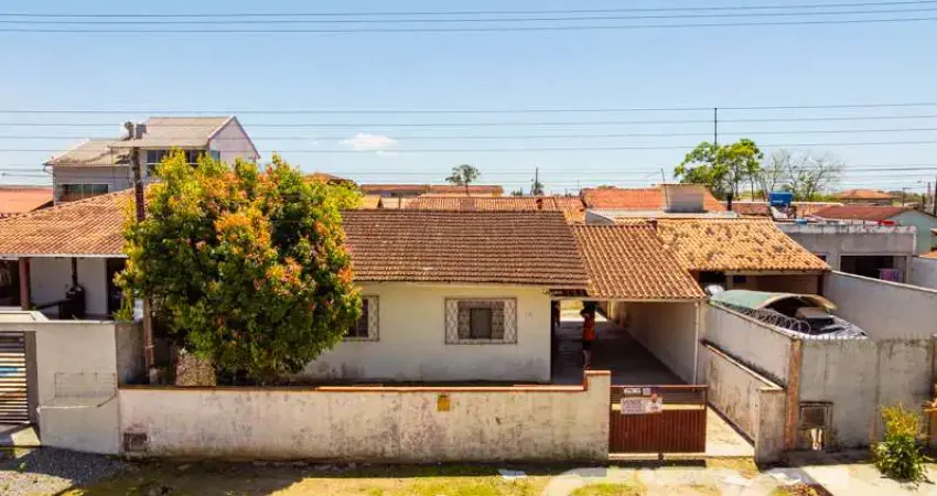 Casa com 3 quartos à venda na Amândio Cabral, 76, Centro, Balneário Barra do Sul