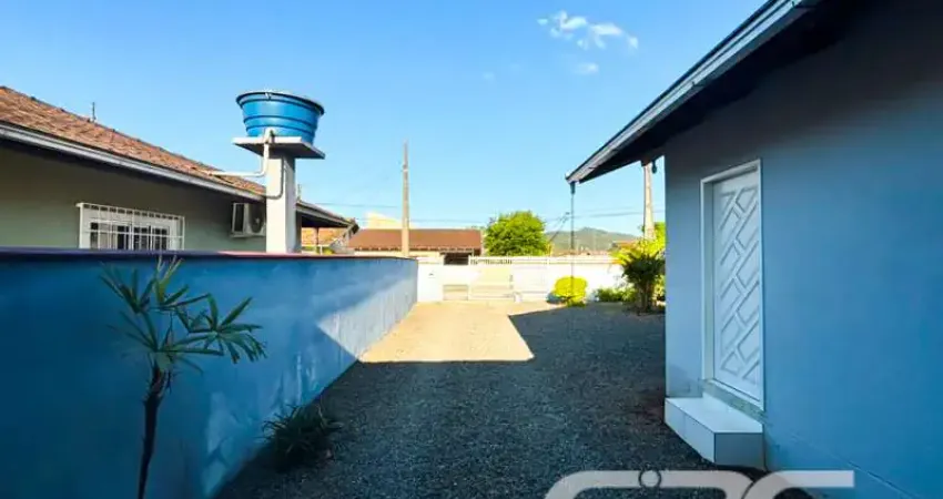 Casa com 3 quartos à venda na Rua Boehmerwald, 342, Boehmerwald, Joinville