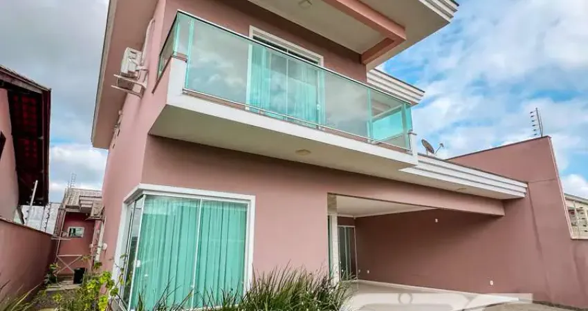 Casa com 4 quartos à venda na Rua Prefeito Itamar Bertino Cordeiro, 144, Centro, Araquari