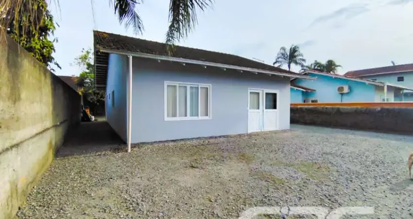 Casa com 2 quartos à venda na Rua Quinze de Novembro, 219, Vila Nova, Joinville