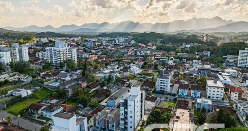 Casa com 4 quartos à venda na Rua Almirante Jaceguay, 473, Costa e Silva, Joinville