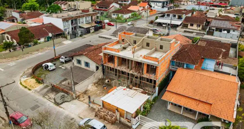 Casa com 2 quartos à venda na Rua Tuiuti, Aventureiro, Joinville
