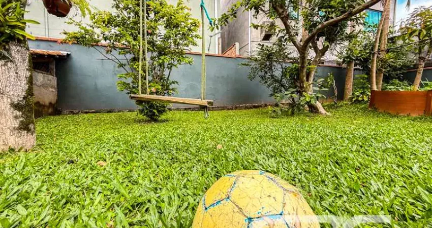 Casa com 3 quartos à venda na Rua Miosotes, 33, Fátima, Joinville