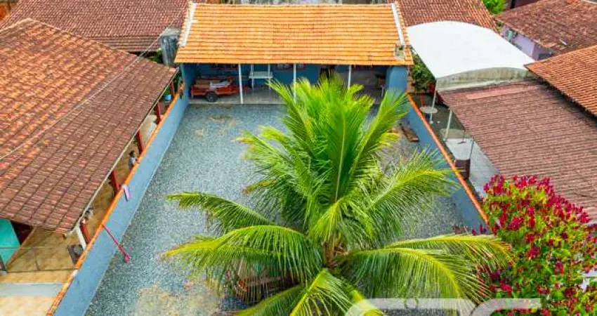 Casa com 2 quartos à venda na Amândio Cabral, 50, Centro, Balneário Barra do Sul