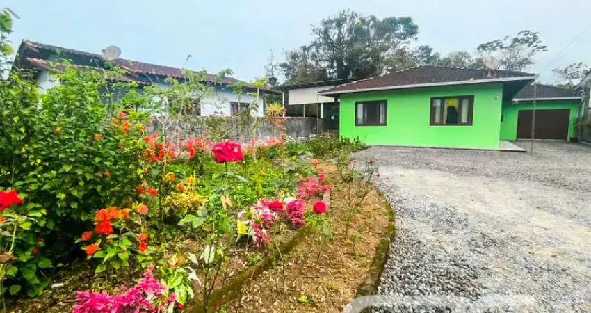 Casa com 3 quartos à venda na Rua Waldemiro José Borges, 38, Itinga, Joinville