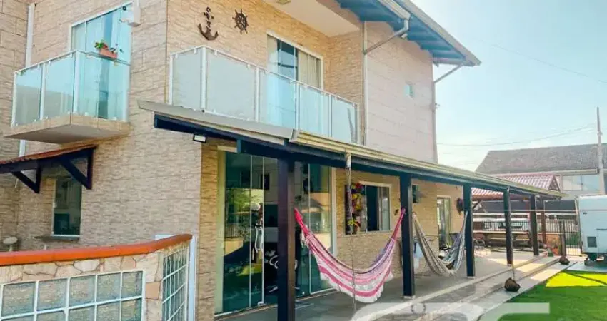 Casa à venda na Nereu Ramos, 433, Salinas, Balneário Barra do Sul