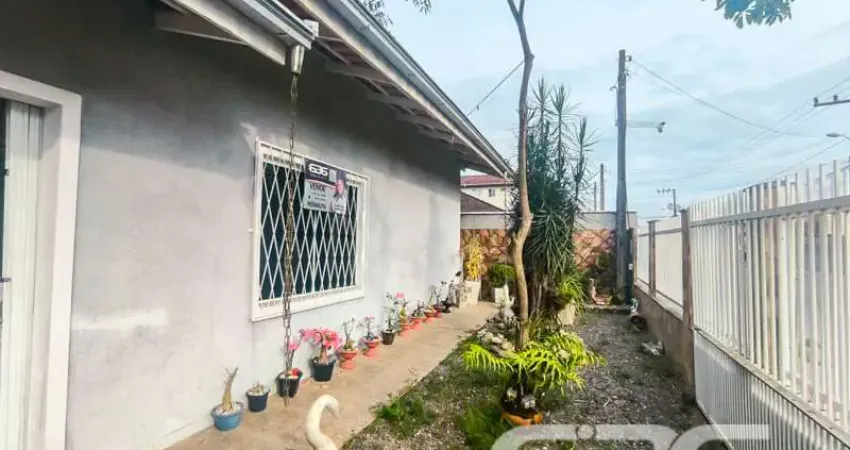 Casa com 3 quartos à venda na Rua Benício Felipe da Silva, 431, Adhemar Garcia, Joinville
