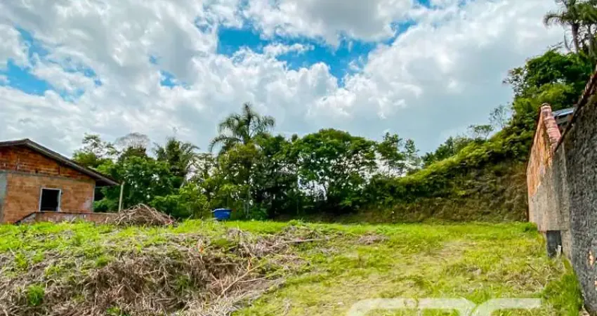 Terreno à venda na Avenida Paulo Schroeder, 83, Petrópolis, Joinville