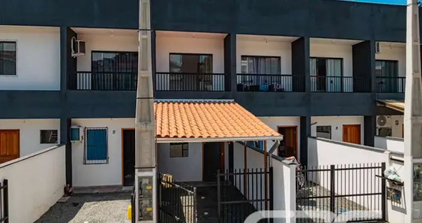 Casa com 2 quartos à venda na Rua Fátima, 743, Jarivatuba, Joinville