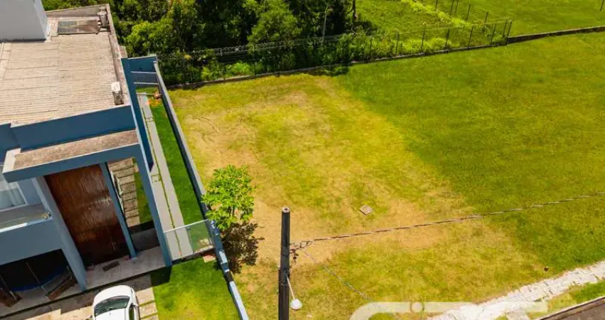 Terreno à venda na Rua Antônio Ramos Alvin, 500, Centro, Araquari