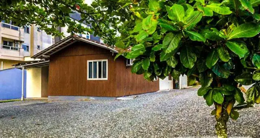 Terreno à venda na Rua Almirante Jaceguay, 253, Costa e Silva, Joinville