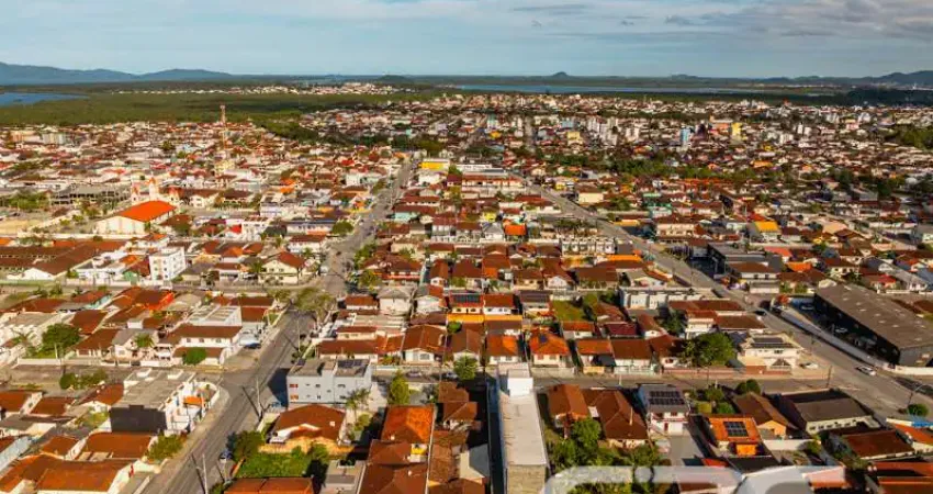 Casa com 12 quartos à venda na Rua das Cegonhas, 393, Jardim Iririú, Joinville
