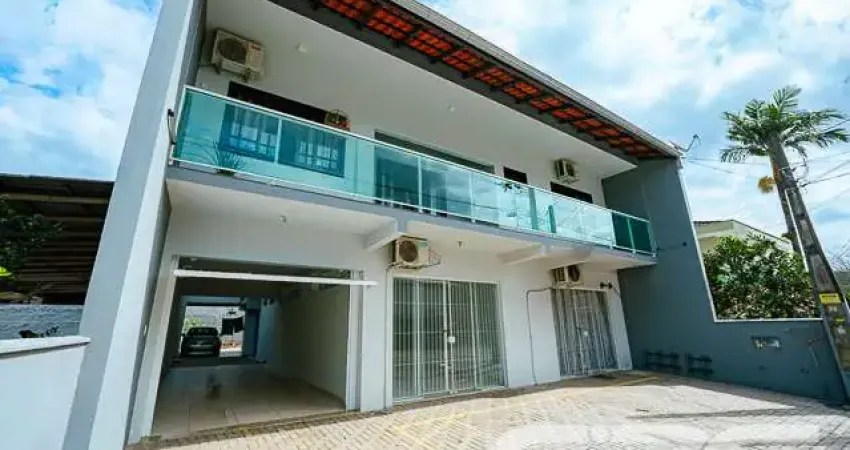 Casa com 4 quartos à venda na Voluntários da Patria, 51, Itaum, Joinville