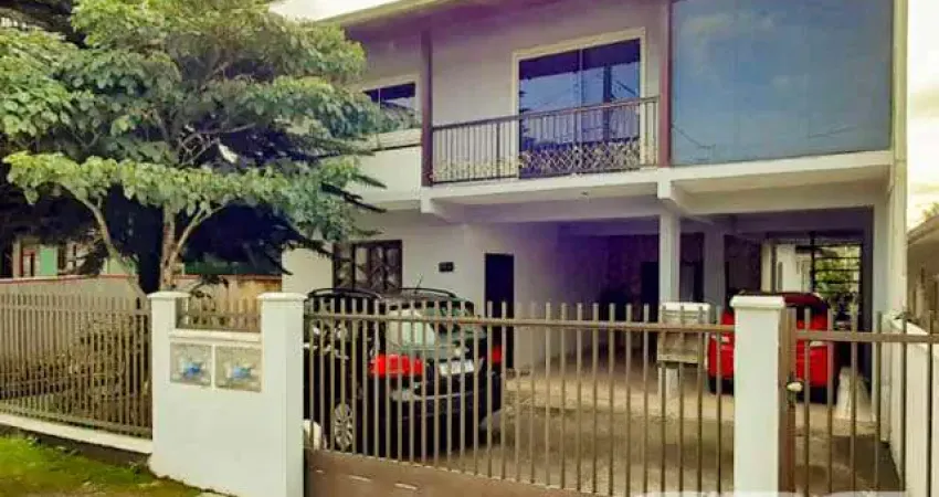 Casa com 6 quartos à venda na Boehmerwaldt, 354, Parque Guarani, Joinville
