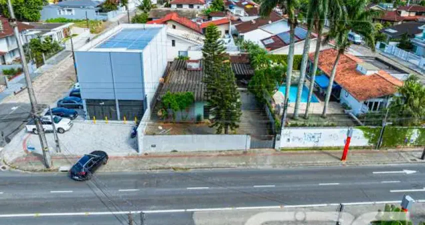 Casa com 4 quartos à venda na Albano Schimdt, 754, Boa Vista, Joinville