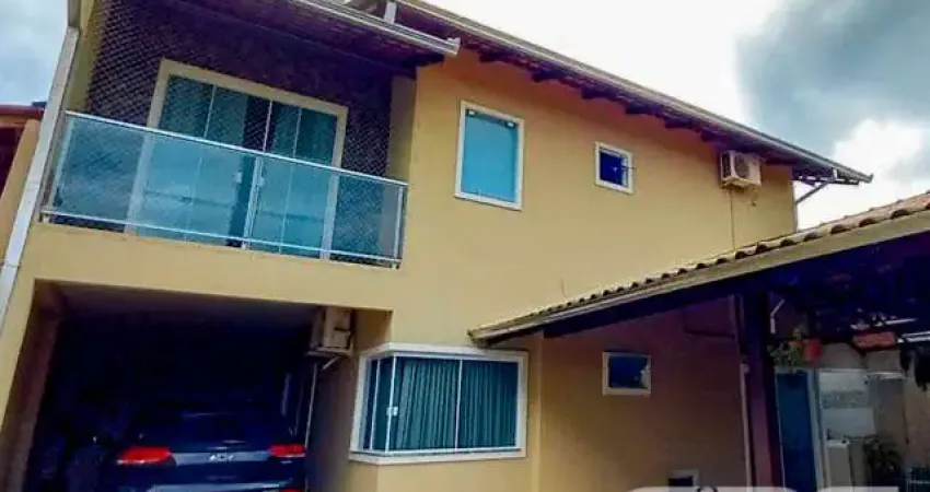 Casa com 6 quartos à venda na Rua Tuiuti, 593, Aventureiro, Joinville