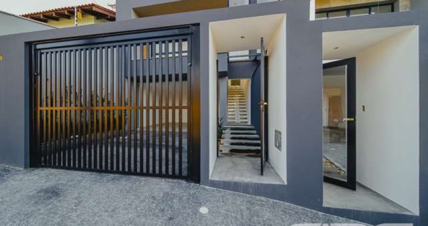 Casa com 3 quartos à venda na Rua Santa Catarina, 326, Floresta, Joinville