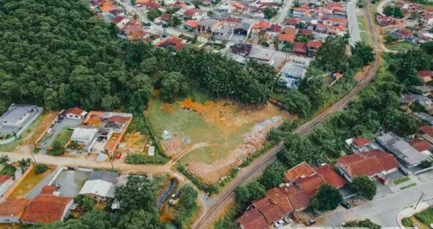 Terreno à venda na Rua Boehmerwald, 925, Parque Guarani, Joinville