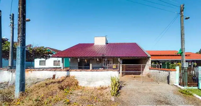 Casa com 4 quartos à venda na Perequê, 161, Pinheiros, Balneário Barra do Sul